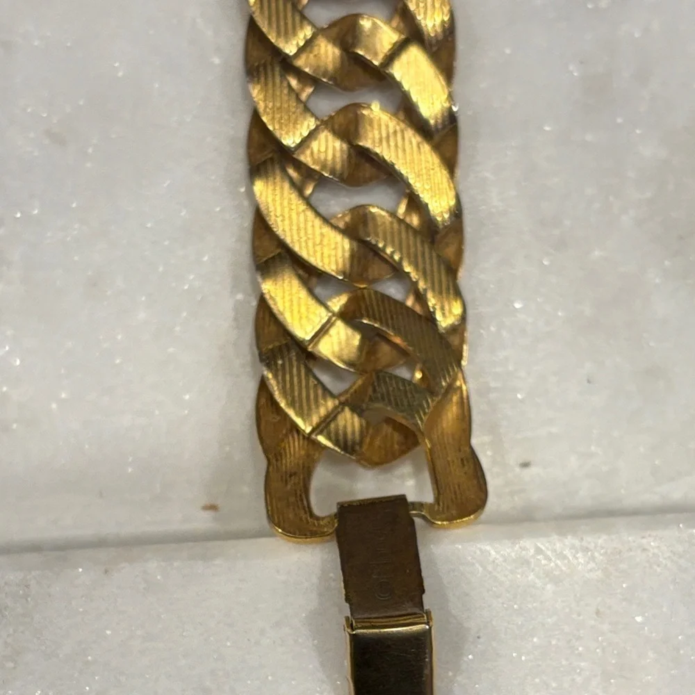 Vintage Monet Gold Tone Chunky Chain Bracelet Statement Curb Link Bold Jewelry